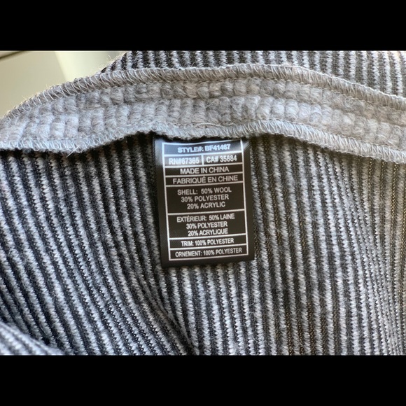 Wool vest from BB Dakota - Picture 6 of 7